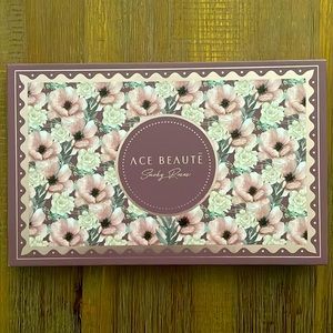 Ace Beaute Smoky Roses Eyeshadow Palate